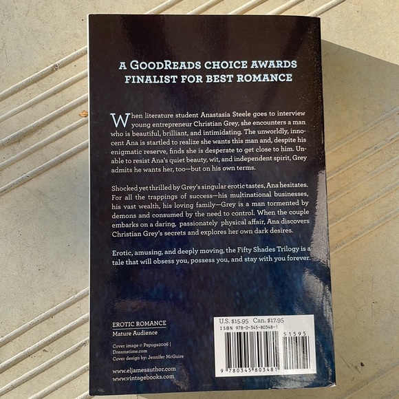 4 for $20 - paperback book - fifty shades of grey by EL James - Picture 7 of 9